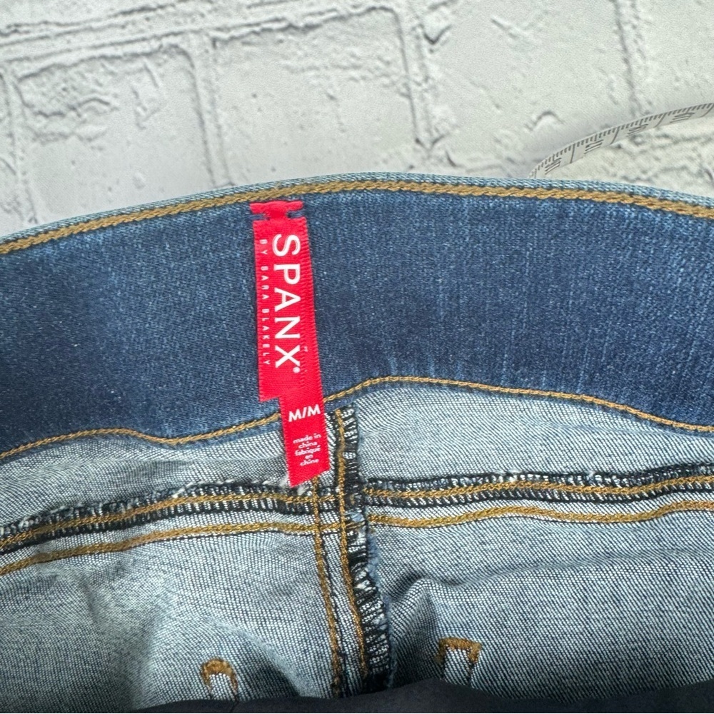 NWT Spanx Distressed Ankle Skinny Jeans Medium blue Wash size M - Picture 11 of 11